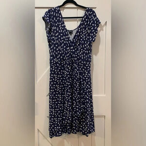 2X Torrid Navy Blue Butterfly Print Dress Surplice Faux Wrap  Short Sleeve.